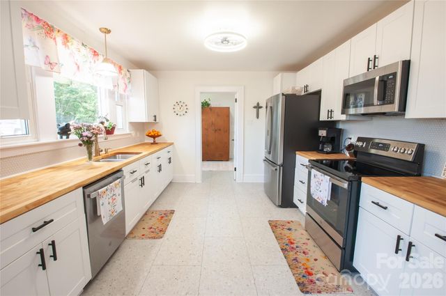 4847 Taylorsville Highway, Stony Point, NC 28678