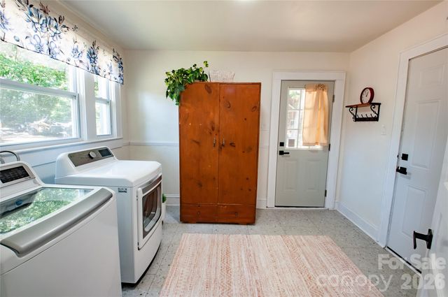 4847 Taylorsville Highway, Stony Point, NC 28678