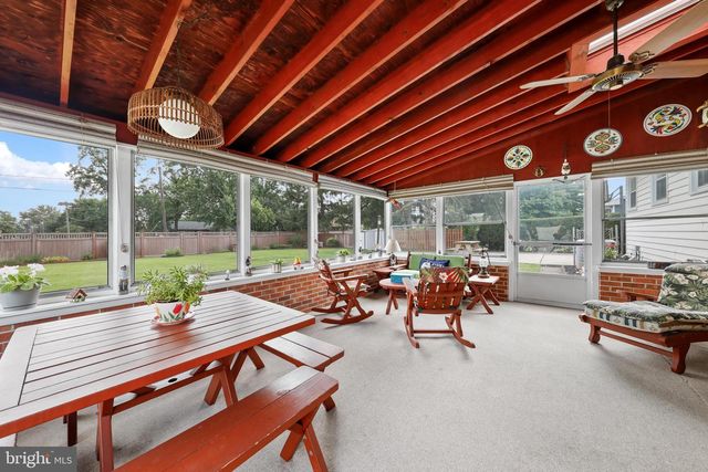 4 CHALFONT ST, Cinnaminson, NJ 08077