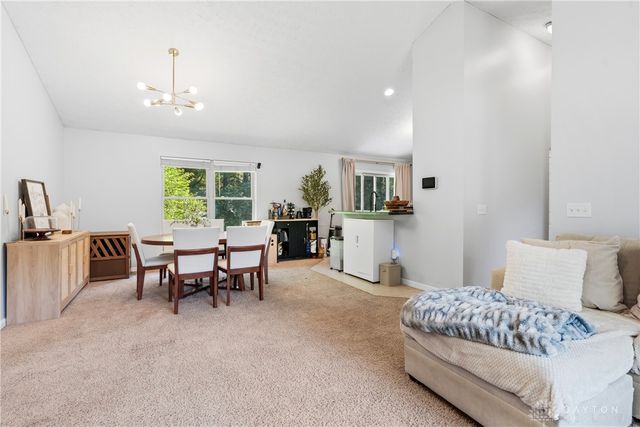 3955 Berrywood Drive, Huber Heights, OH 45424