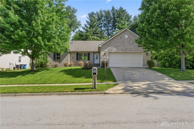 3955 Berrywood Drive, Huber Heights, OH 45424