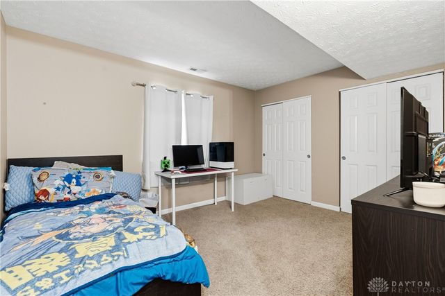 3955 Berrywood Drive, Huber Heights, OH 45424