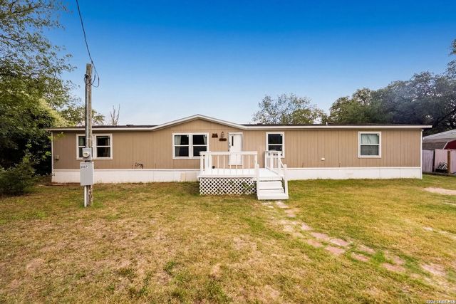 3907 ANAQUA DR, Elmendorf, TX 78112