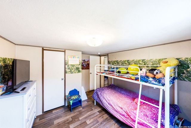3907 ANAQUA DR, Elmendorf, TX 78112