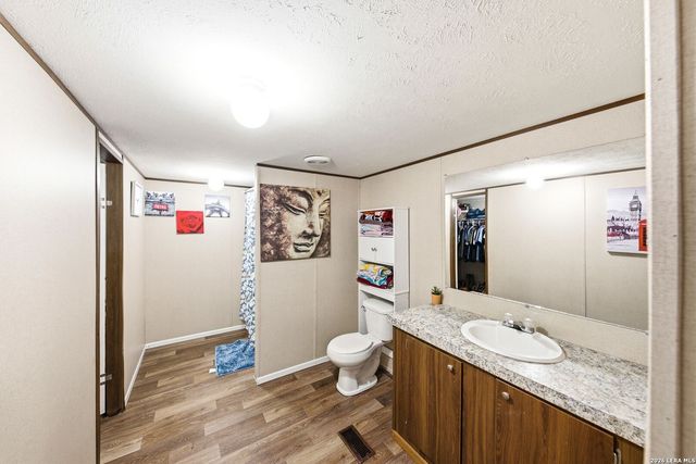 3907 ANAQUA DR, Elmendorf, TX 78112