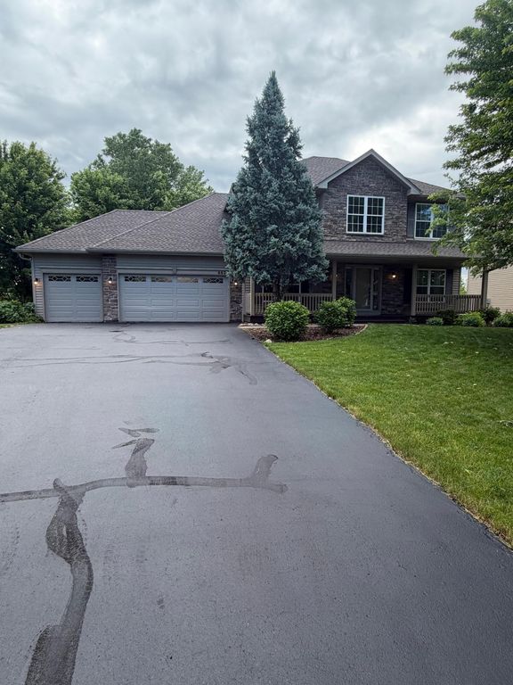 6624 Mackenzie Avenue NE, Otsego, MN 55301