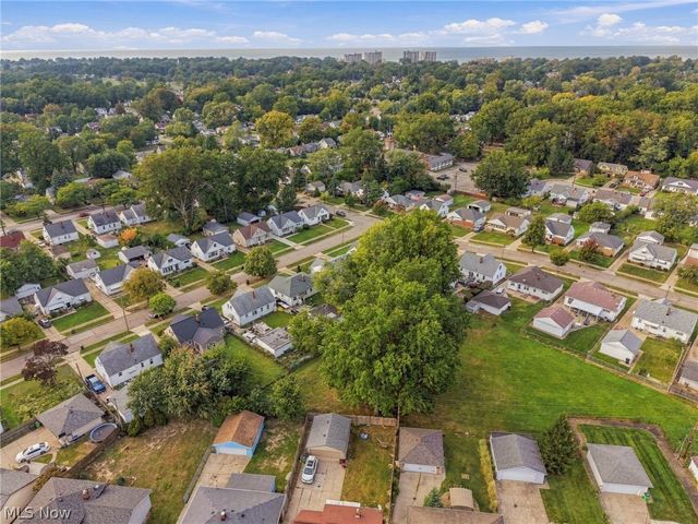 819 E 261st Street, Euclid, OH 44132
