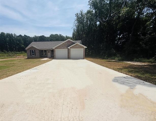 1367 CR 2314, Pittsburg, TX 75686