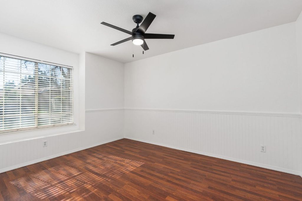 Image 20 of property listing at 4518 W Escalon Avenue, Fresno, CA 93722