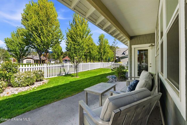 408 Becker LN, Dover, ID 83825