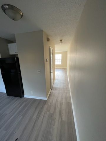 622 Castlegate Dr, Nashville, TN 37217