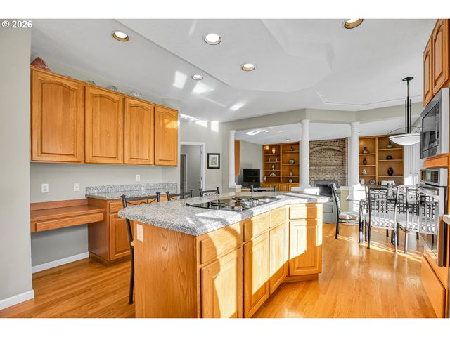 822 Nw TURNBERRY Ter, Beaverton, OR 97006