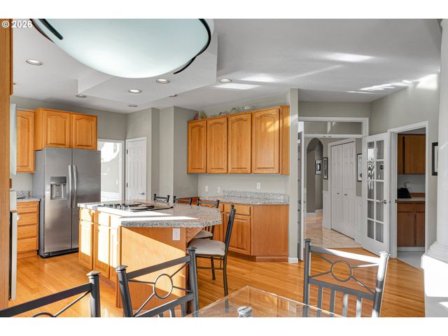 822 Nw TURNBERRY Ter, Beaverton, OR 97006