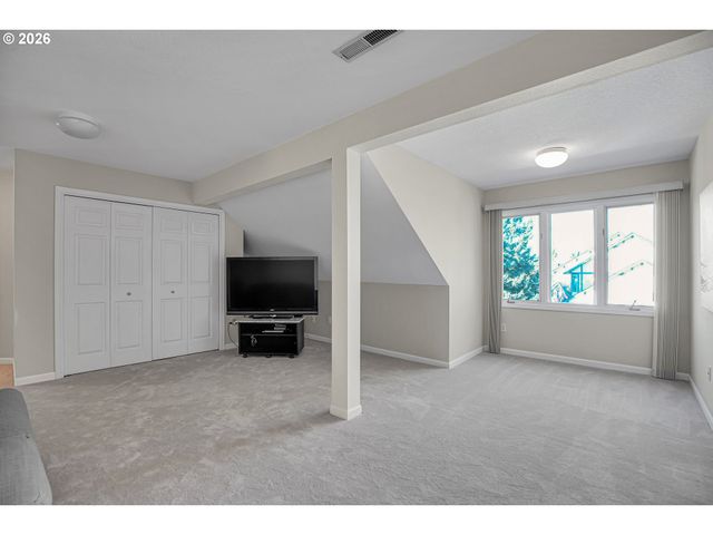 822 Nw TURNBERRY Ter, Beaverton, OR 97006