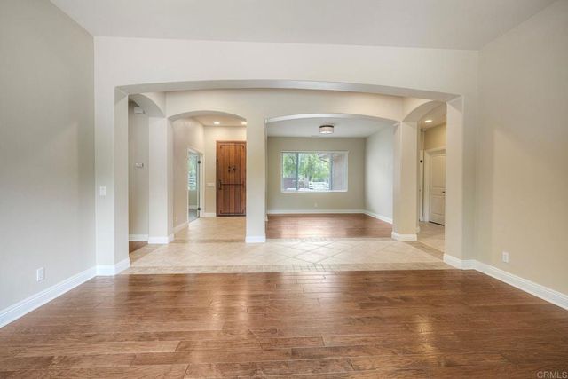 1285 S Stage Coach Ln, Fallbrook, CA 92028