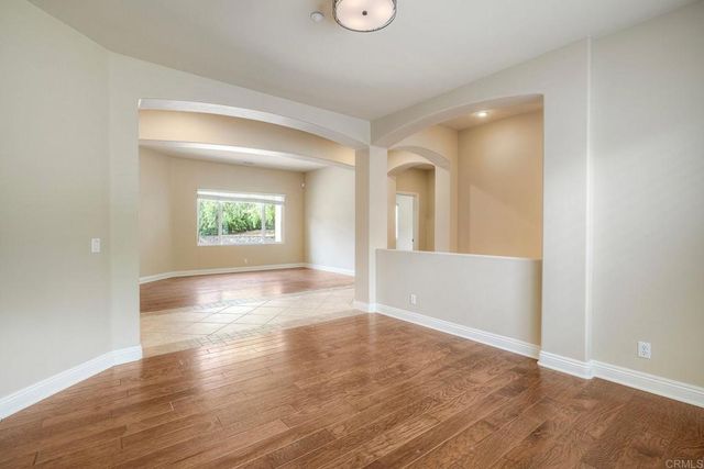 1285 S Stage Coach Ln, Fallbrook, CA 92028