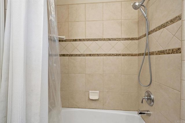1285 S Stage Coach Ln, Fallbrook, CA 92028