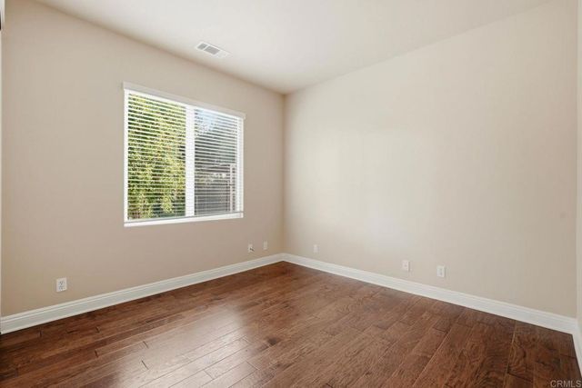 1285 S Stage Coach Ln, Fallbrook, CA 92028