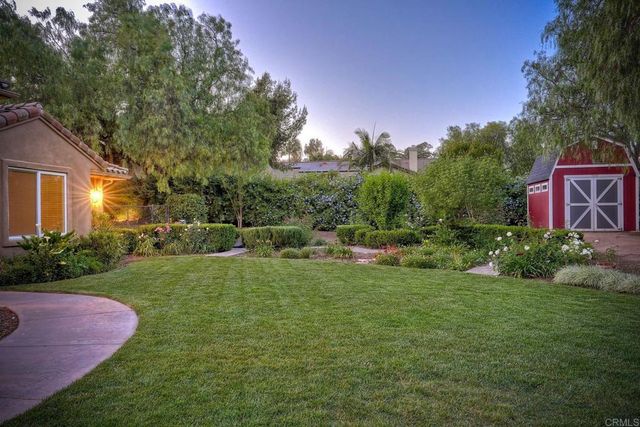 1285 S Stage Coach Ln, Fallbrook, CA 92028