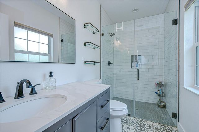1051 44TH STREET S, St Petersburg, FL 33711