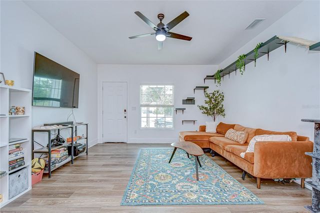 1051 44TH STREET S, St Petersburg, FL 33711