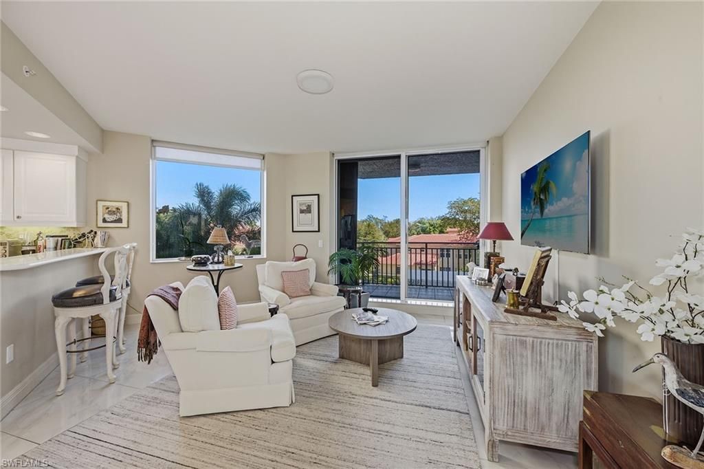 7225 Pelican Bay BLVD 305, NAPLES, FL 34108 — photo 3