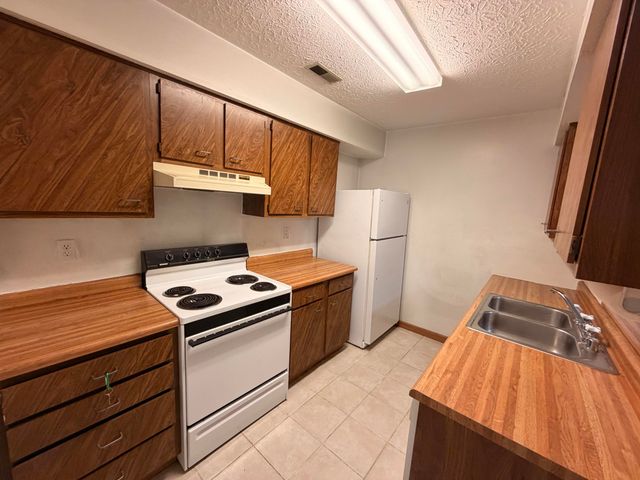 6459 Summerfield Drive, Florence, KY 41042