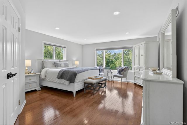 9 Briga Lane, White Plains, NY 10605
