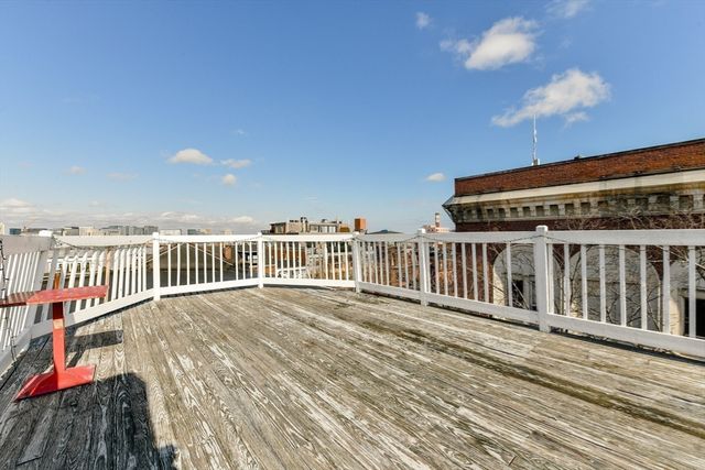 529 E Broadway 4, Boston, MA 02127
