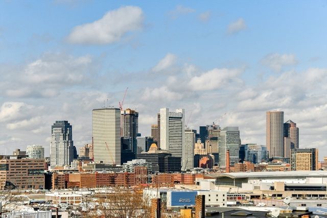 529 E Broadway 4, Boston, MA 02127