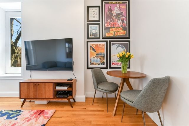 529 E Broadway 4, Boston, MA 02127