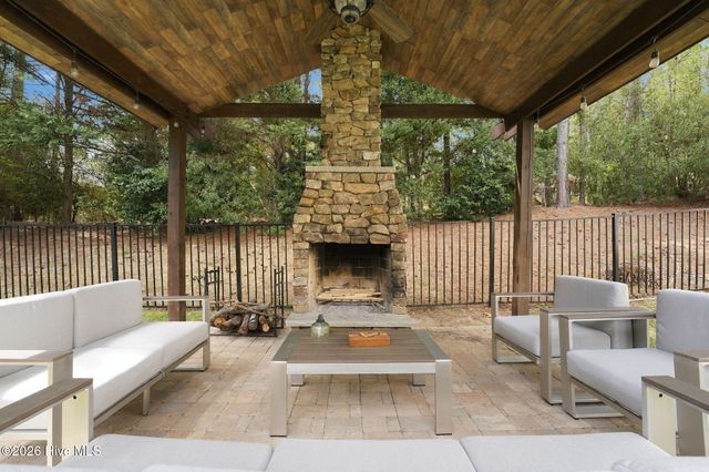 15 Dove Run, Pinehurst, NC 28374