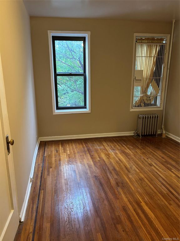 758 Brady Court 214, Bronx, NY 10462 — photo 5