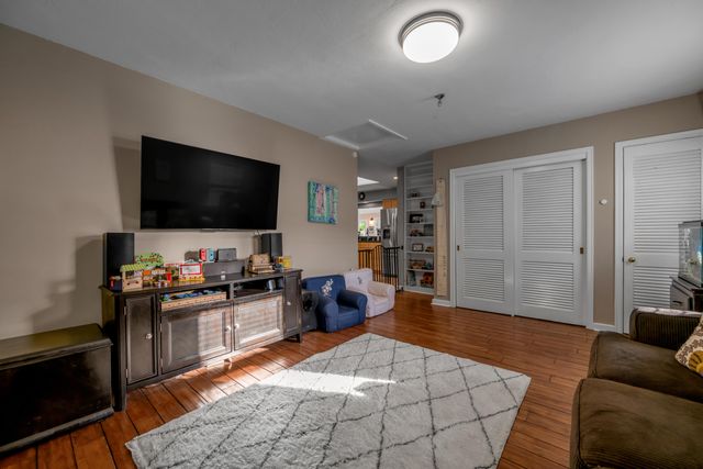 352 Albany Road, Lexington, KY 40503