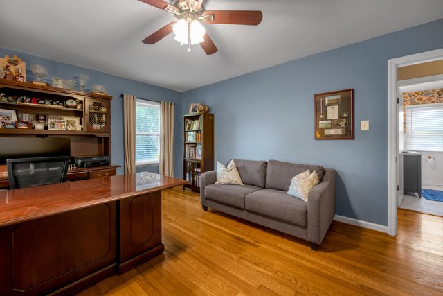 352 Albany Road, Lexington, KY 40503