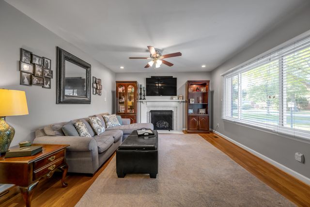 352 Albany Road, Lexington, KY 40503