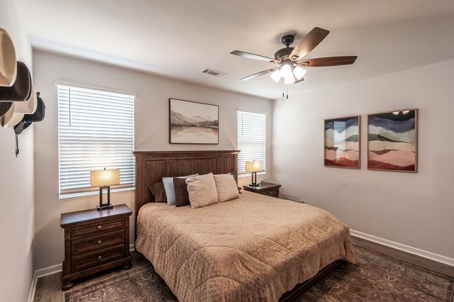 5012 Espy Ave, White House, TN 37188