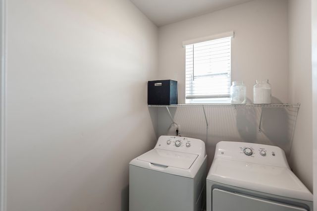 5012 Espy Ave, White House, TN 37188
