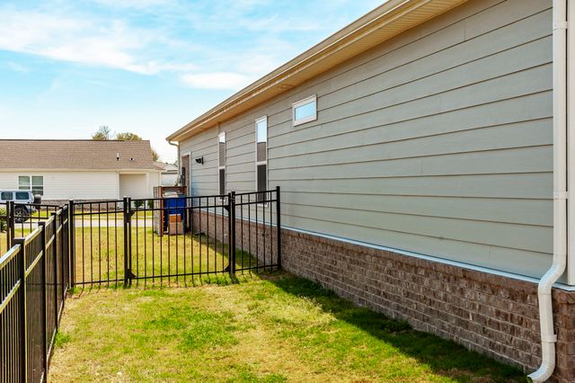 5012 Espy Ave, White House, TN 37188