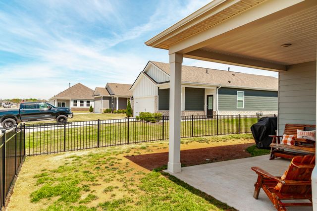 5012 Espy Ave, White House, TN 37188