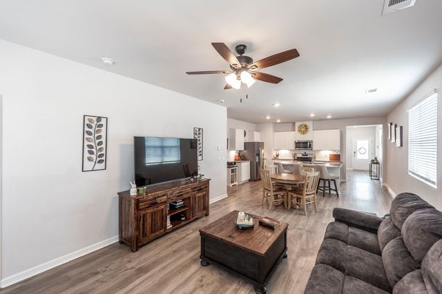 5012 Espy Ave, White House, TN 37188
