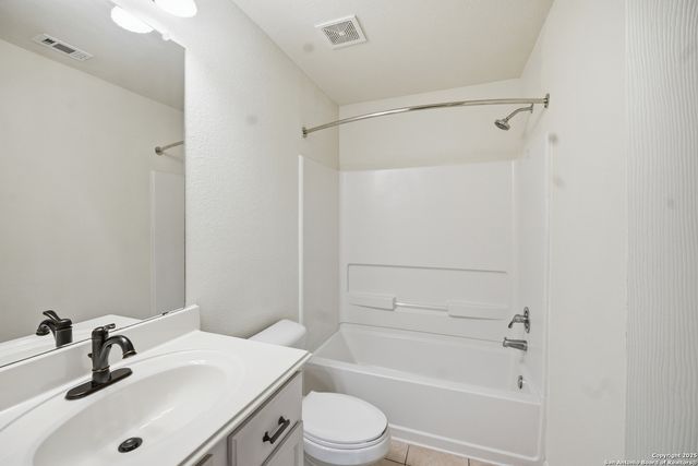 6810 Luckey, San Antonio, TX 78252