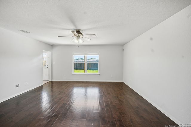 6810 Luckey, San Antonio, TX 78252