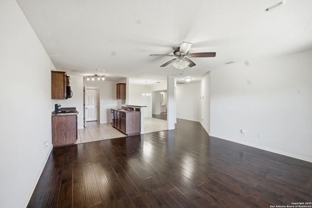 6810 Luckey, San Antonio, TX 78252