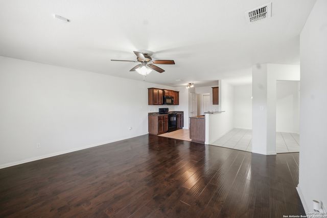 6810 Luckey, San Antonio, TX 78252