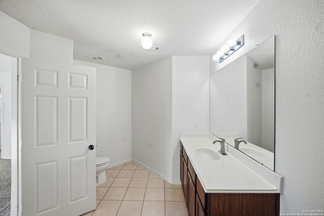 6810 Luckey, San Antonio, TX 78252