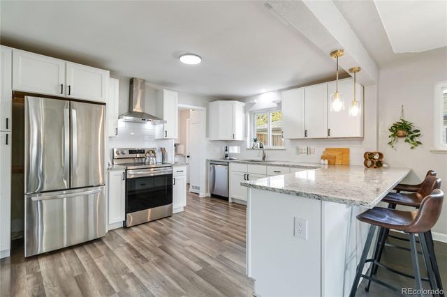 7675 W 25th Avenue, Lakewood, CO 80214