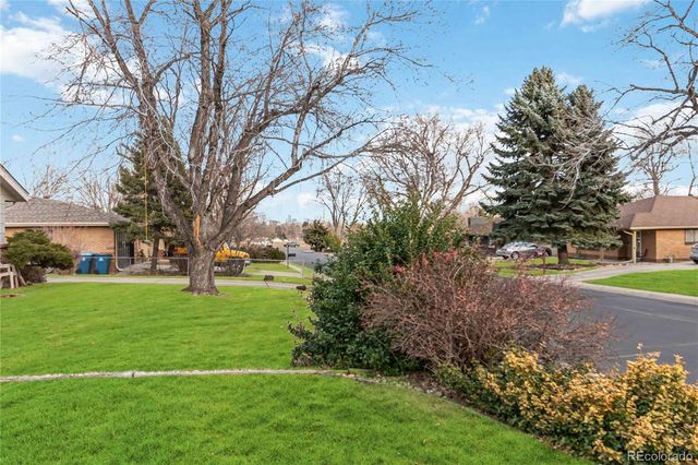 7675 W 25th Avenue, Lakewood, CO 80214