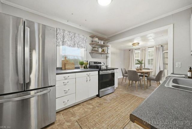 605 Carraway CT, Norfolk, VA 23505