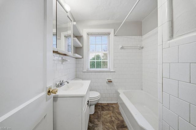 605 Carraway CT, Norfolk, VA 23505